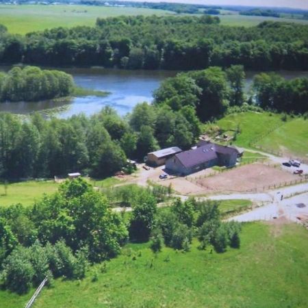 Stajnia Grazyny Mikorowo 46 Villa Czarna Dabrowka ภายนอก รูปภาพ
