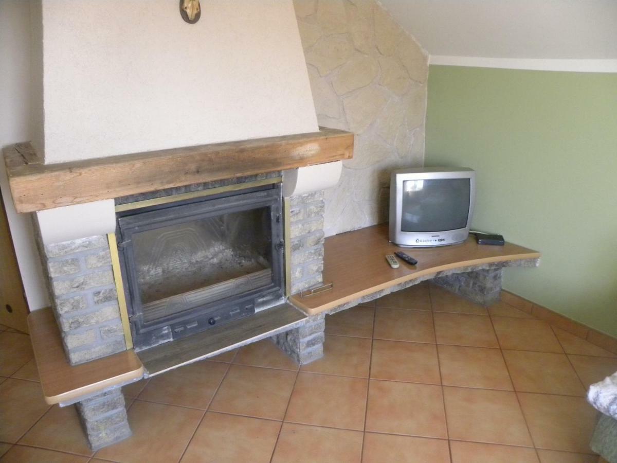Stajnia Grazyny Mikorowo 46 Villa Czarna Dabrowka ภายนอก รูปภาพ